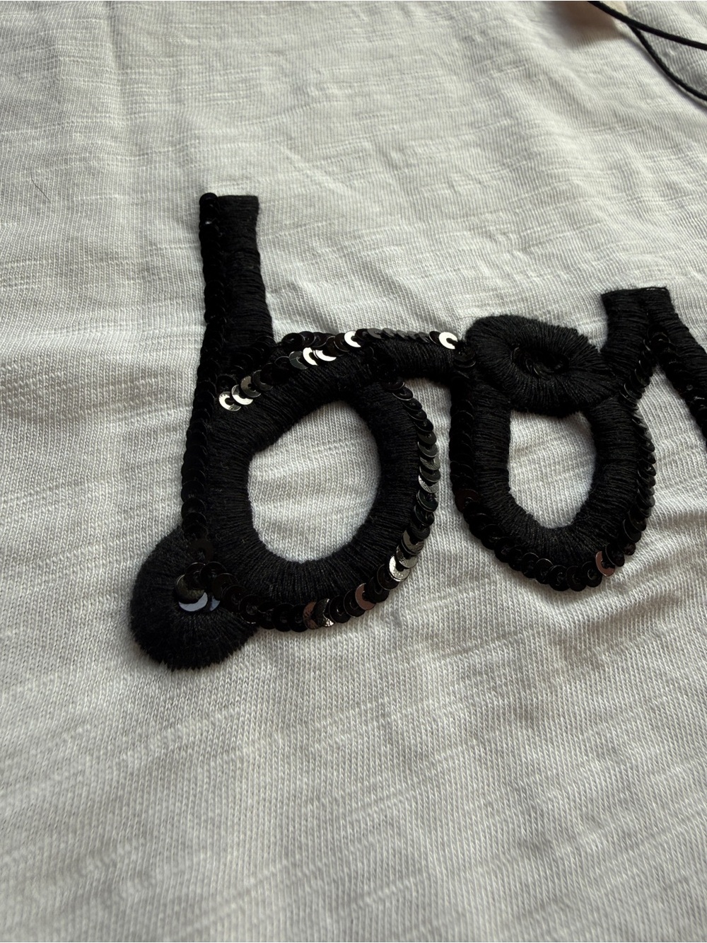 cinq a sept 5 a 7  “bonjour” French shrunken White Tee with Black sequins Script - Picture 2 of 11